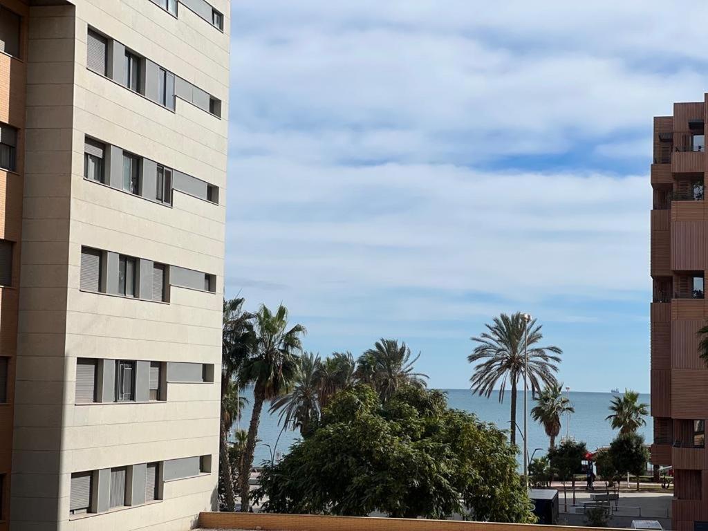 Love Rent4 Malaga Pacifico Ngoại thất bức ảnh