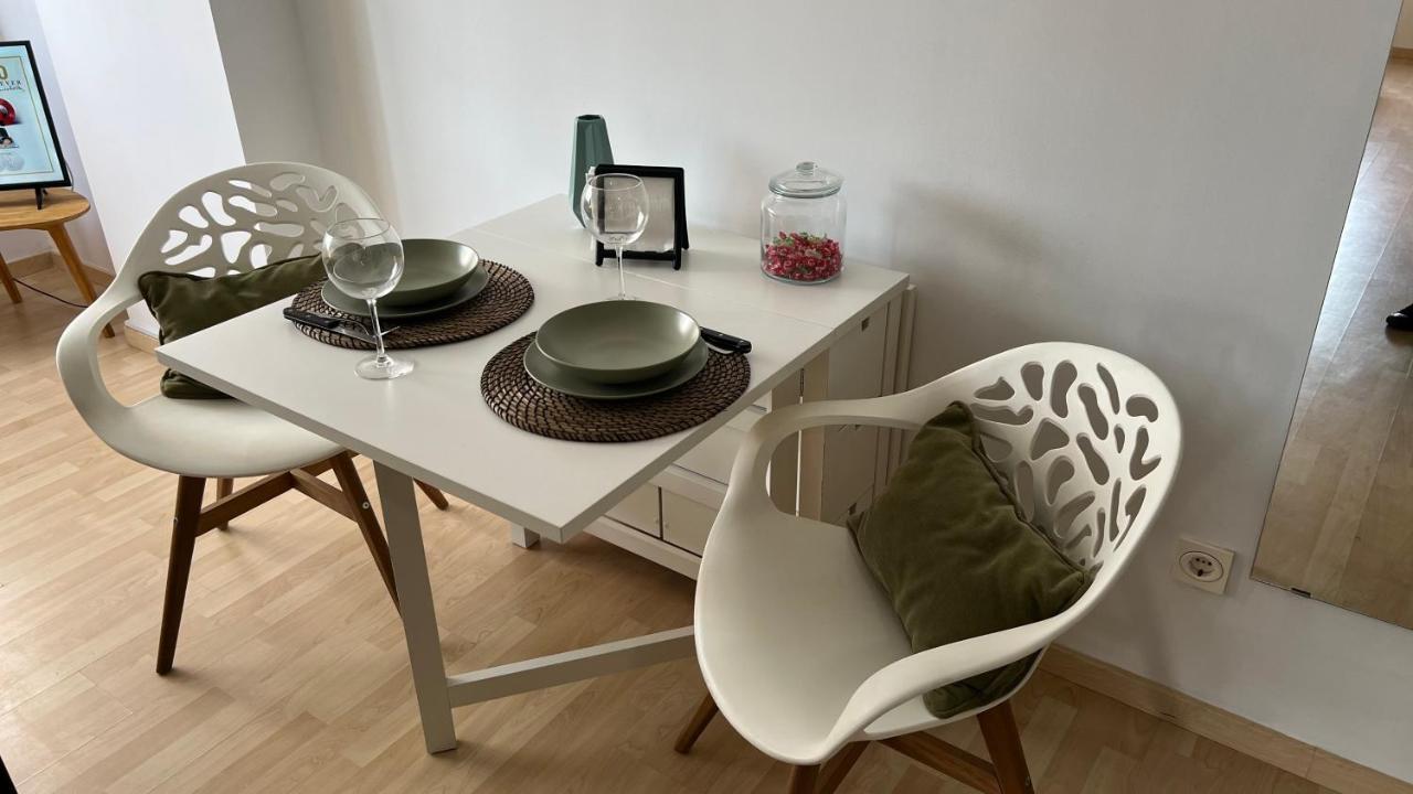 Love Rent4 Malaga Pacifico Ngoại thất bức ảnh